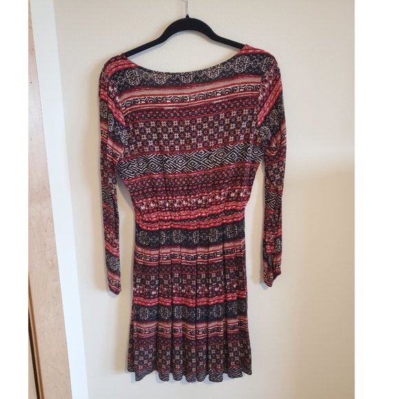 Casual Dress - Picture 2 of 2